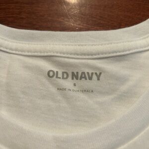 old navy graphic tee